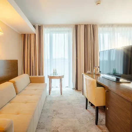 Wyzwolenia 29 Surfingbird Apartmán Dźwirzyno